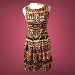 Gabby Skye Sleeveless Dress Size 6